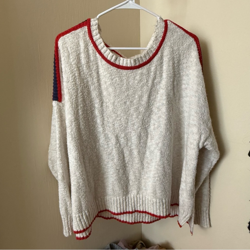 American Eagle Outfitters White and Red Crew Neck Sweater